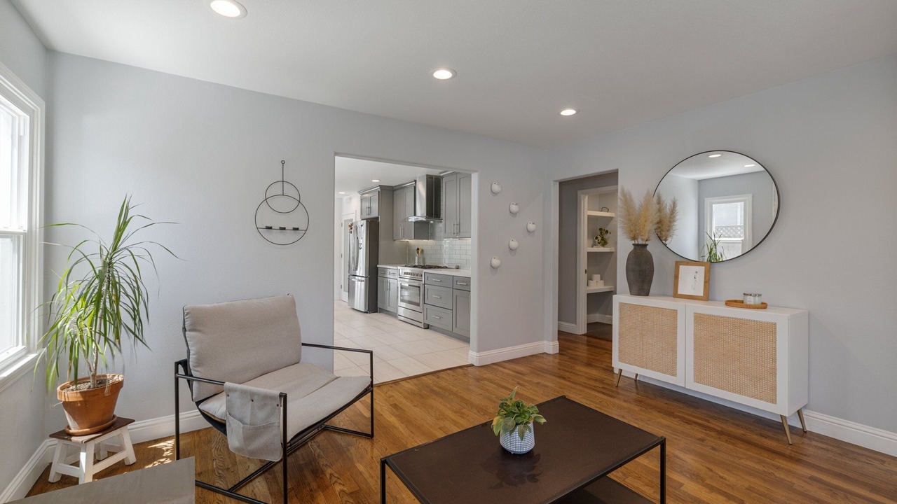Photo of Bedroom in Willow Glen