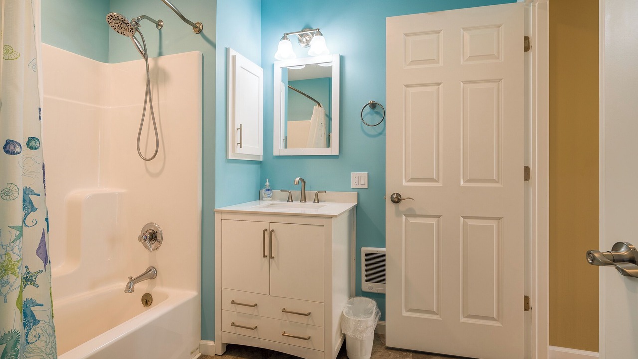 Photo of Bathroom in Scottsburg