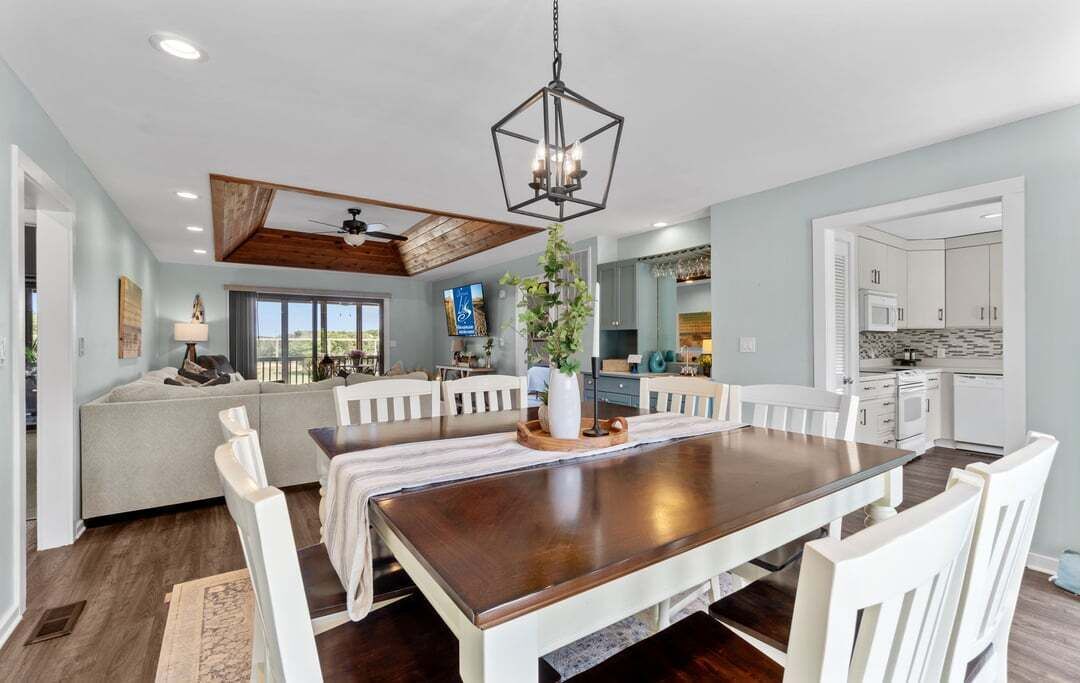Photo of Bedroom in Sea Scape