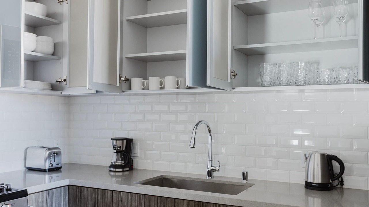 Photo of Kitchen in Greater Wilshire - Hancock Park