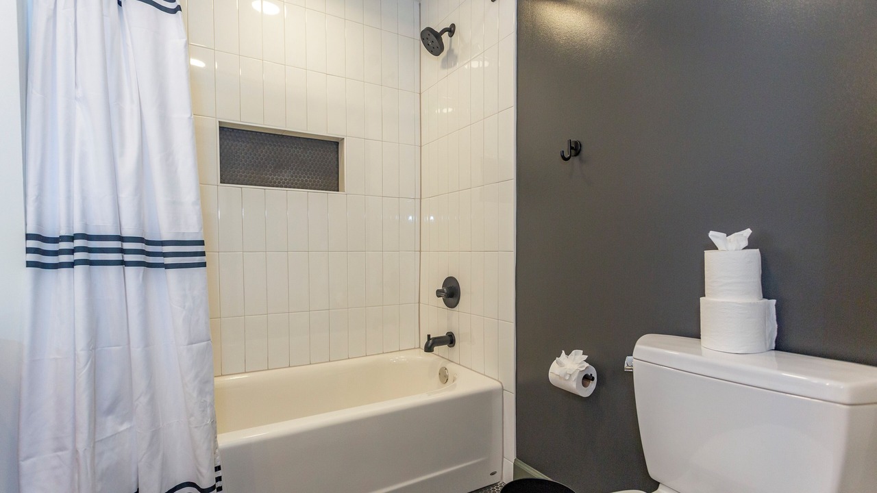 Photo of Bathroom in Central City