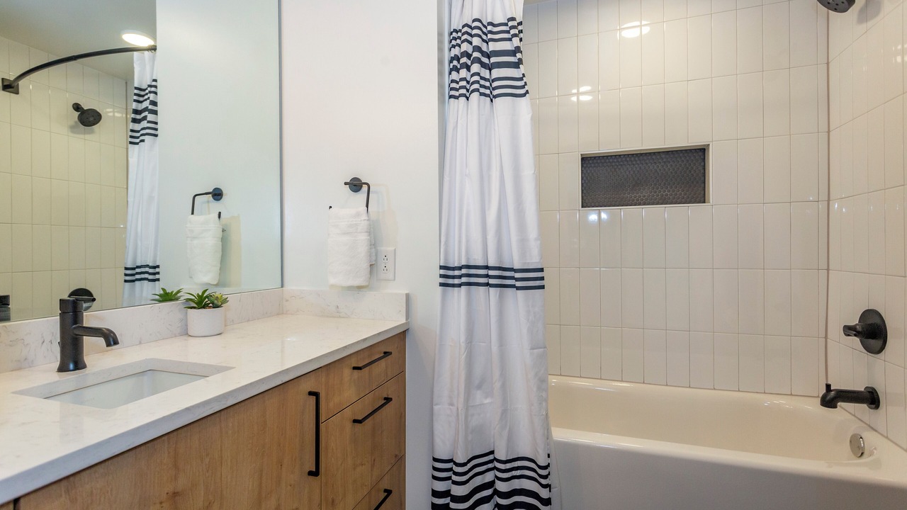 Photo of Bathroom in Central City