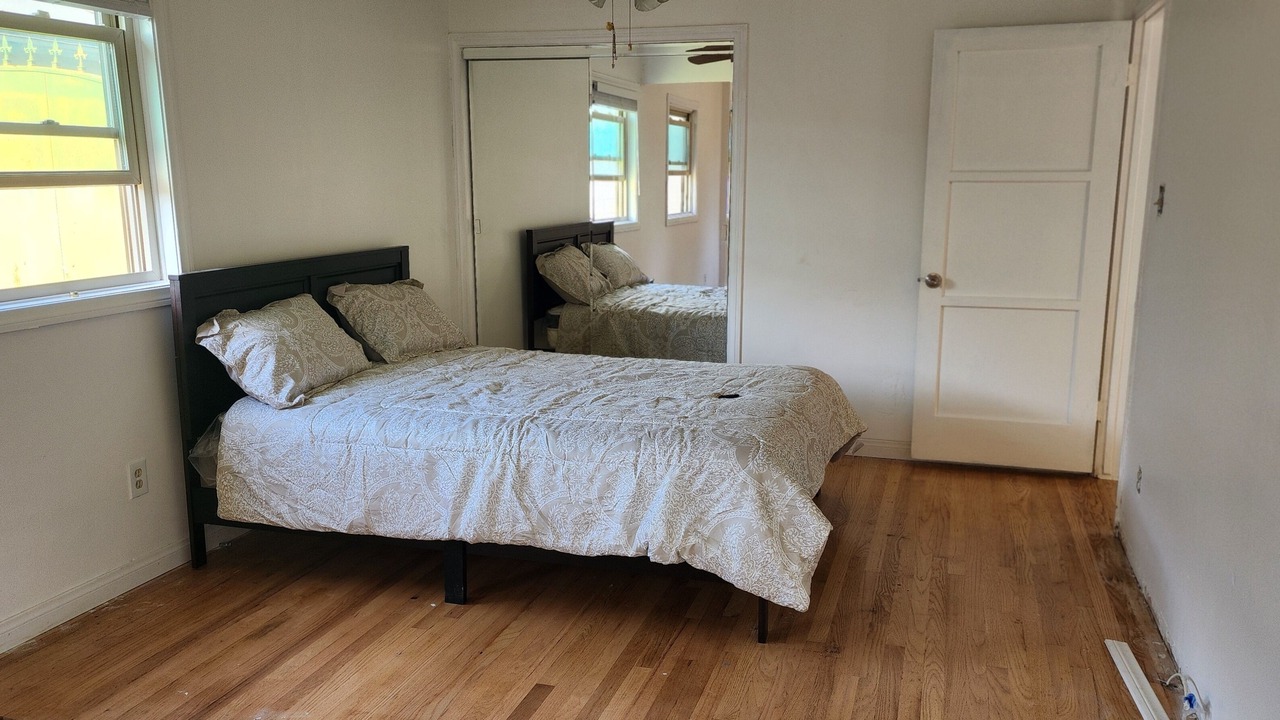 Photo of Bedroom in Rancho Dominguez