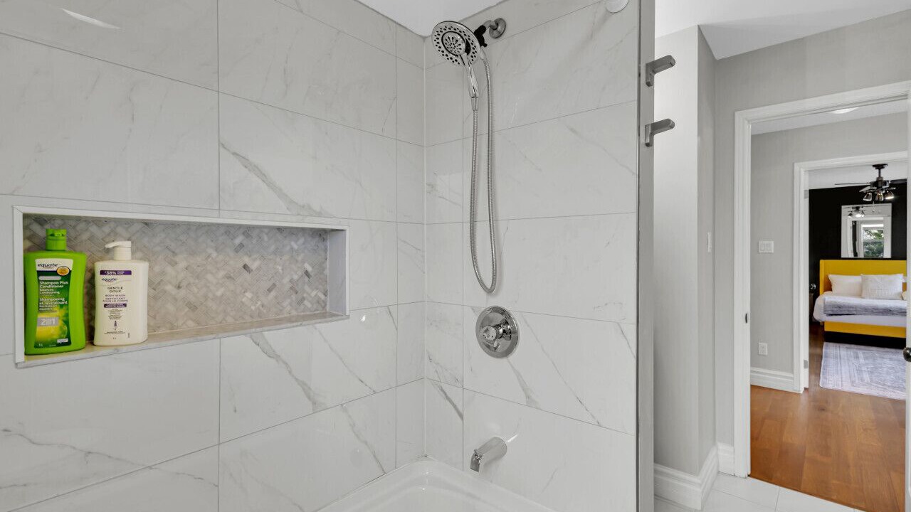Photo of Bathroom in Lisgar
