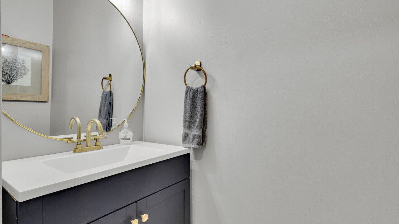 Photo of Bathroom in Lisgar