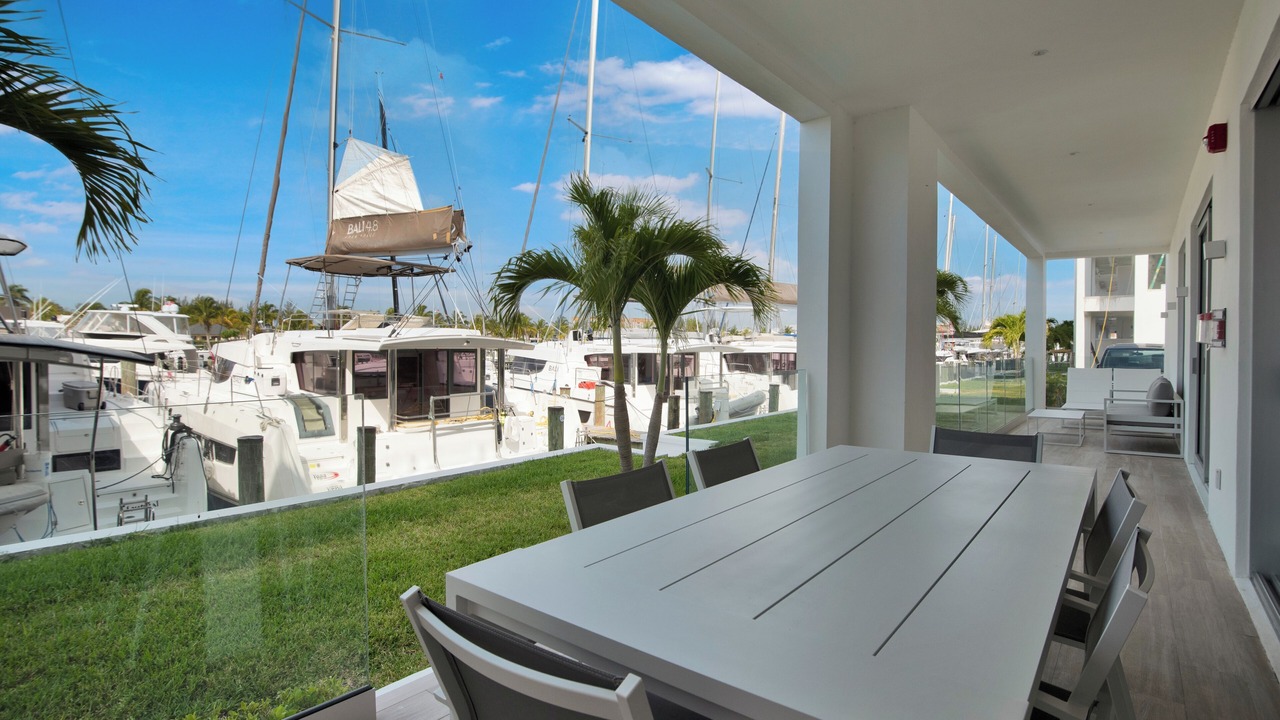 Photo of Outdoor in Palm Cay