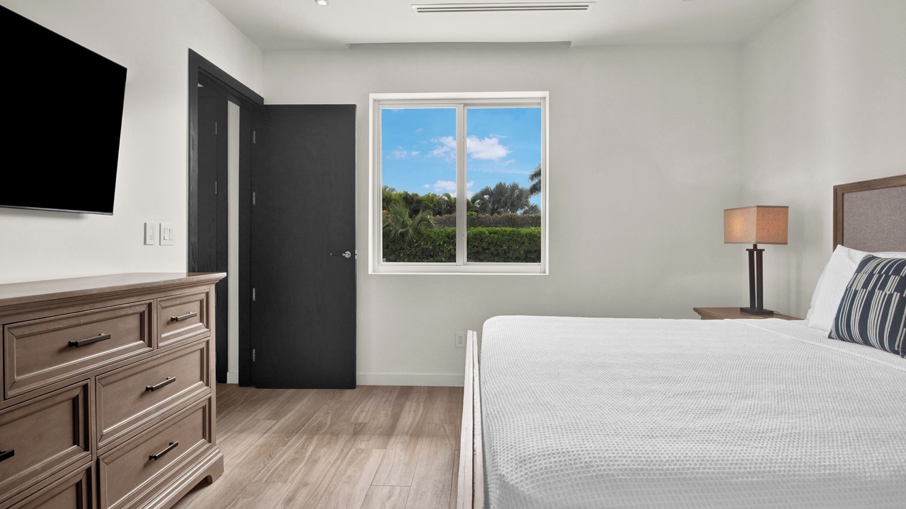 Photo of Bedroom in Palm Cay