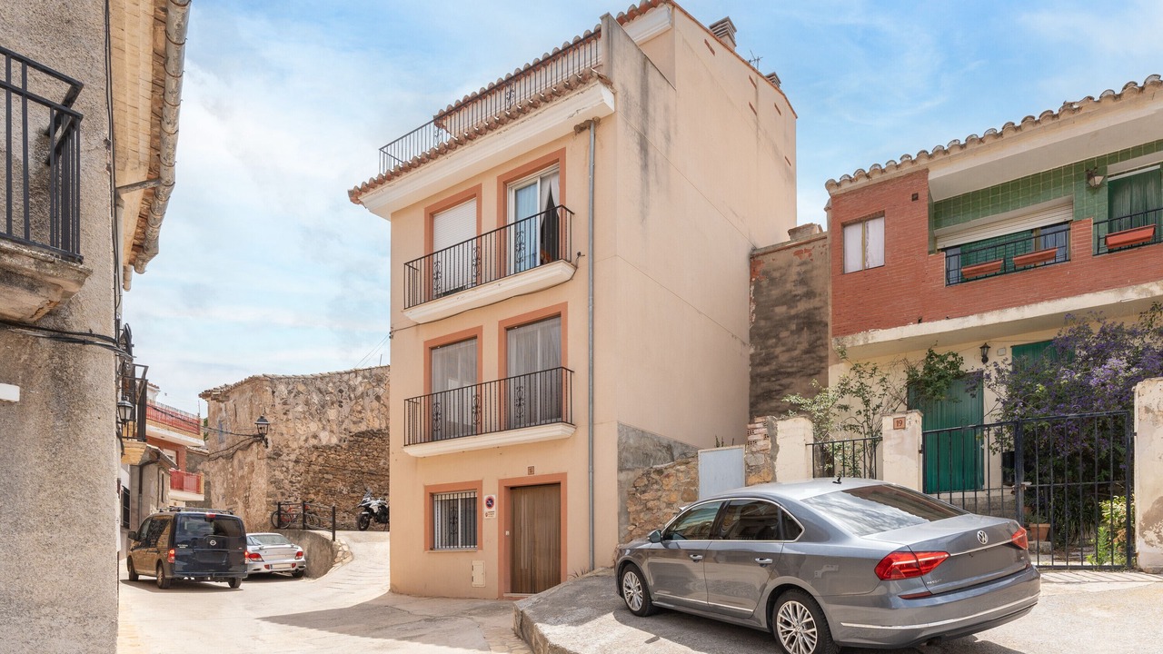 Photo of Outdoor in Benafer