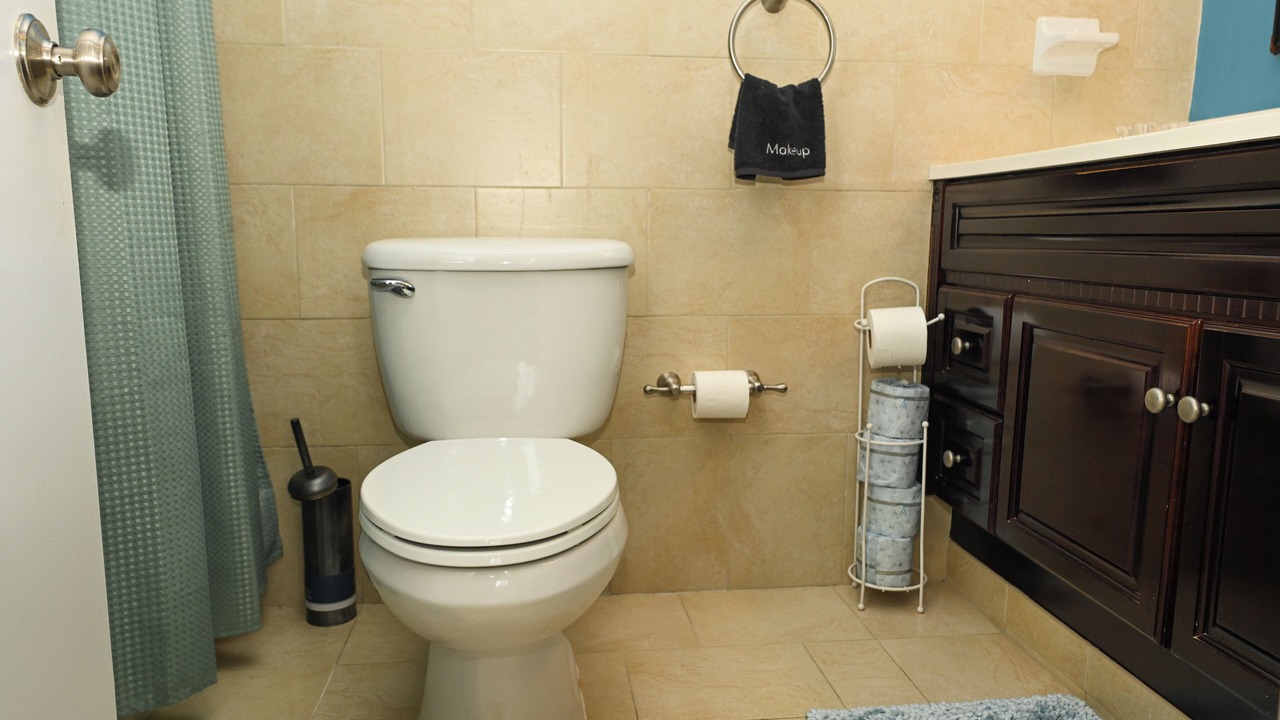 Photo of Bathroom in Bell Channel Bay