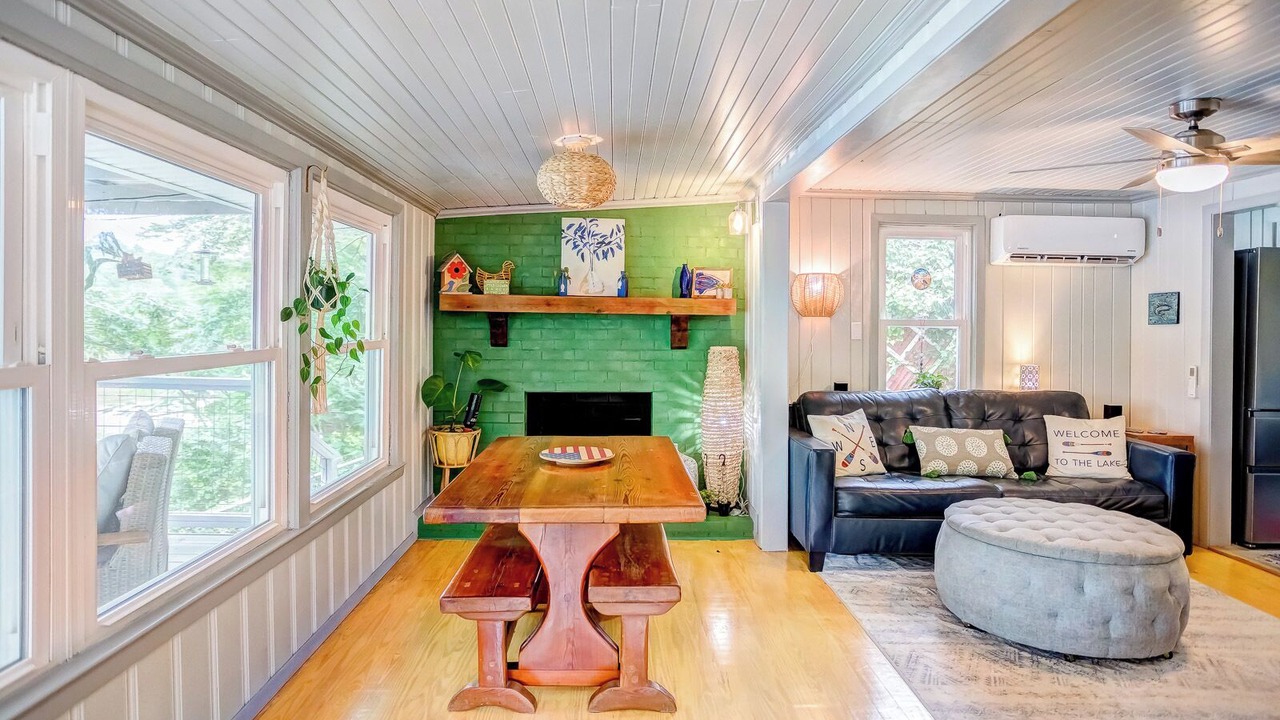 Photo of Livingroom in Titus