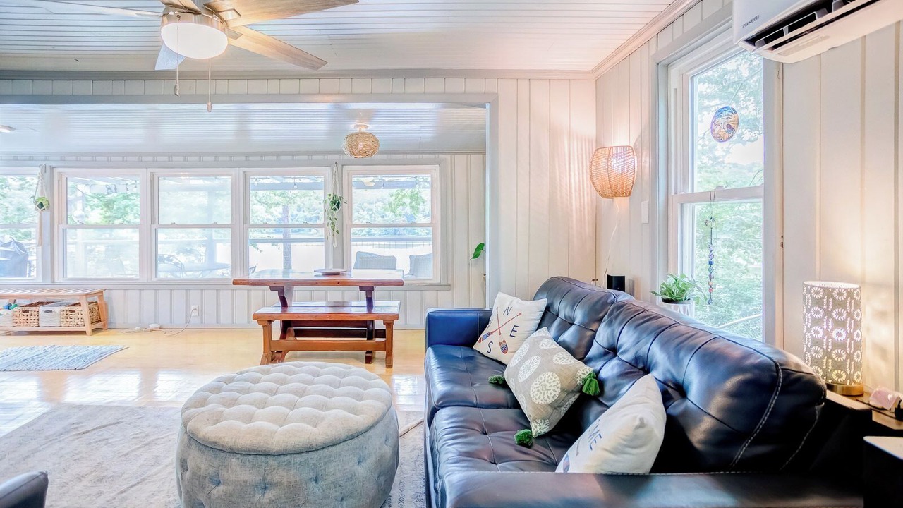 Photo of Livingroom in Titus