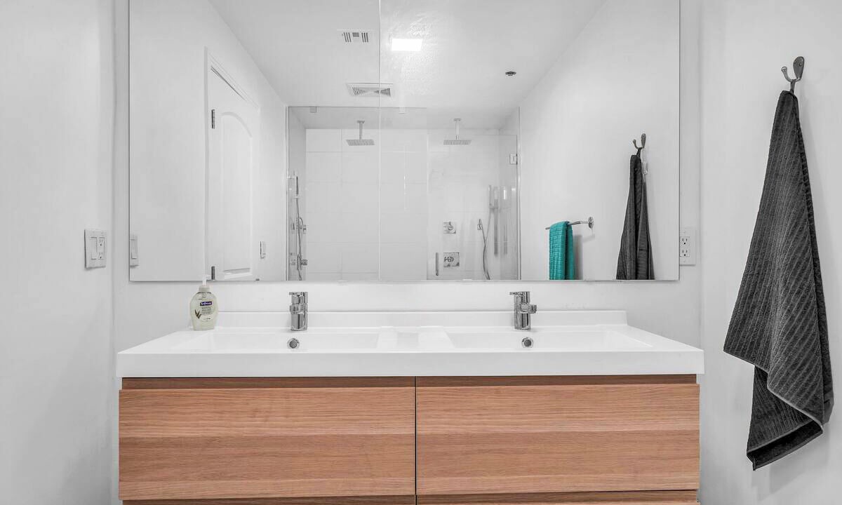 Photo of Bathroom in Koreatown