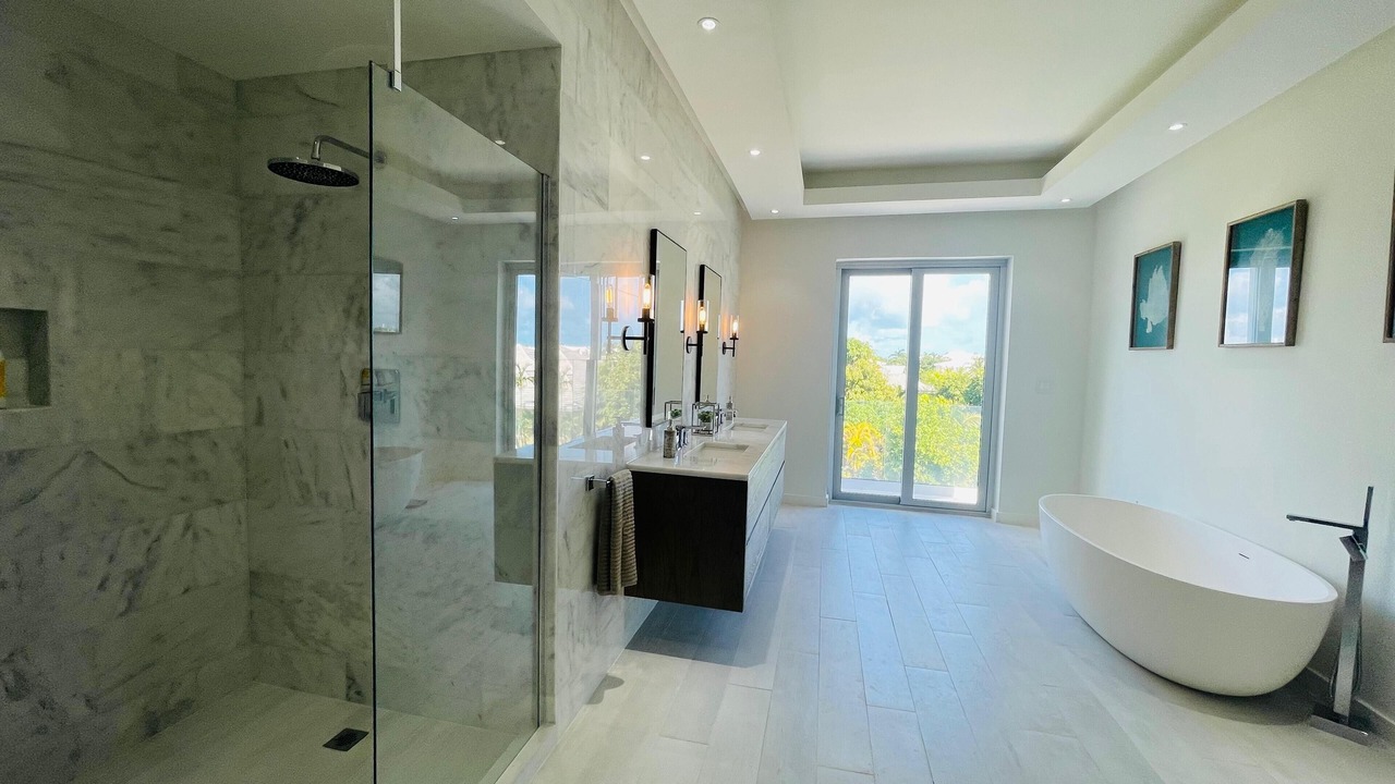 Photo of Bathroom in Palm Cay