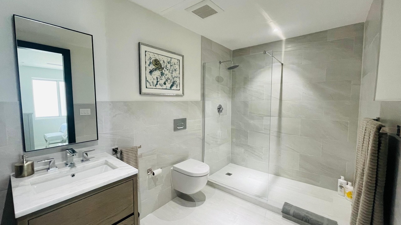 Photo of Bathroom in Palm Cay