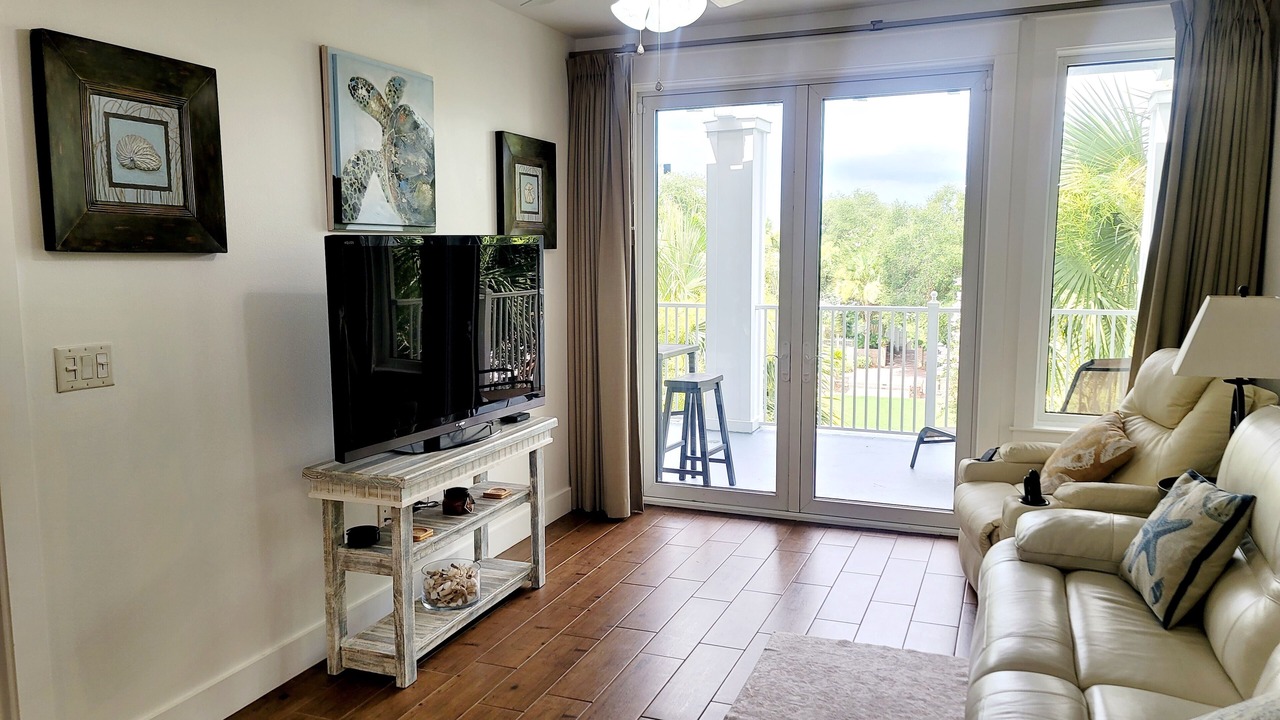 Photo of Bedroom in Baytowne Wharf