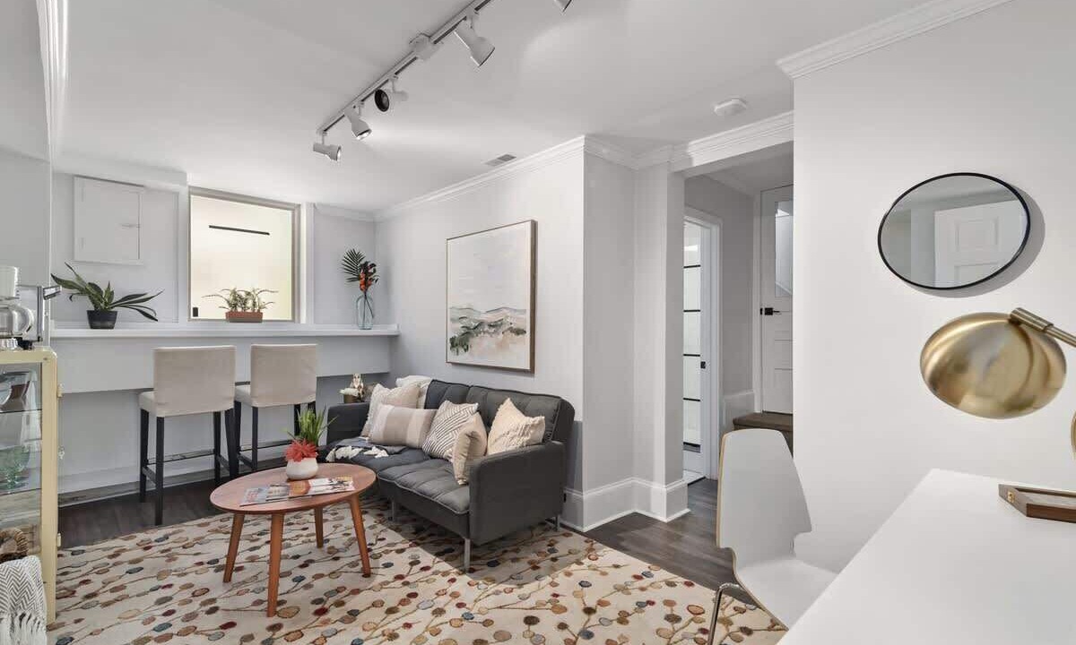 Photo of Livingroom in Asheville