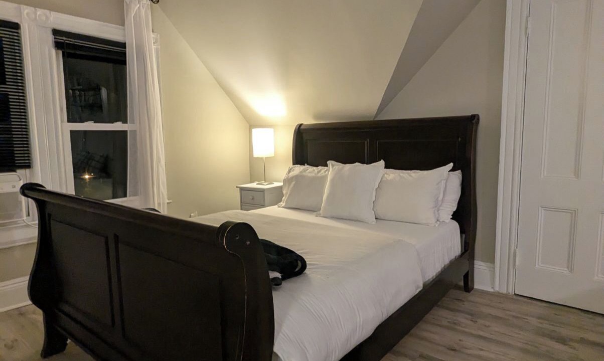 Photo of Bedroom in Orange