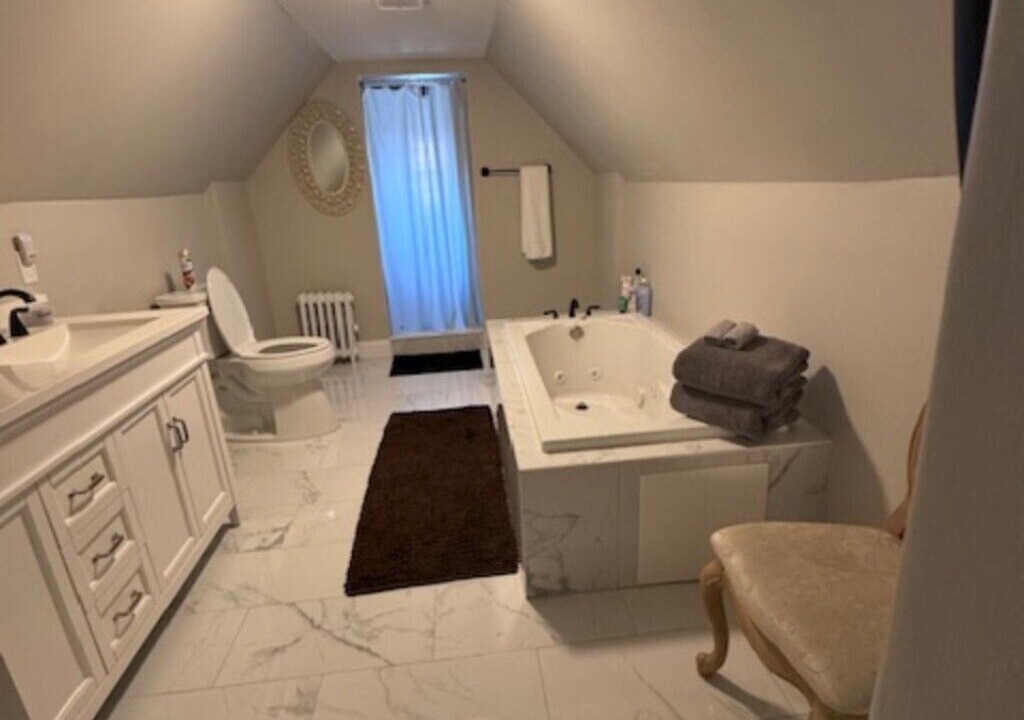 Photo of Bathroom in Orange