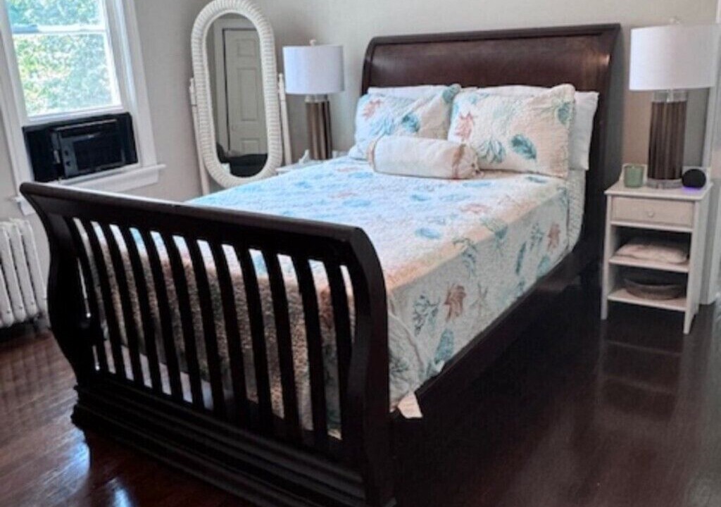 Photo of Bedroom in Orange