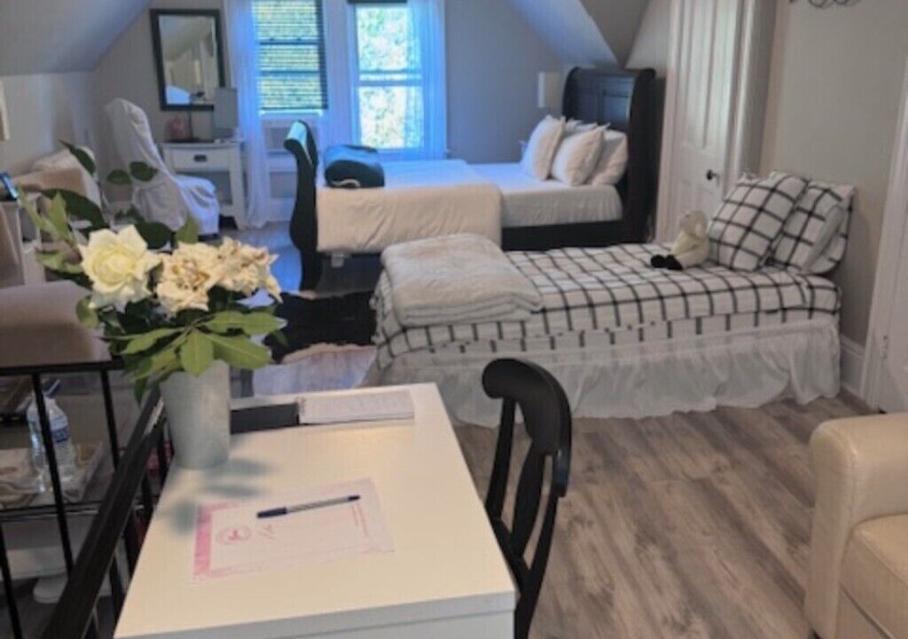 Photo of Bedroom in Orange