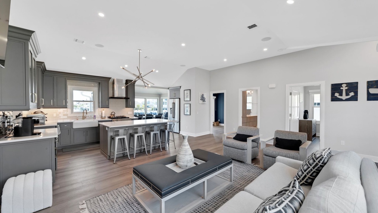 Photo of Livingroom in Mantoloking