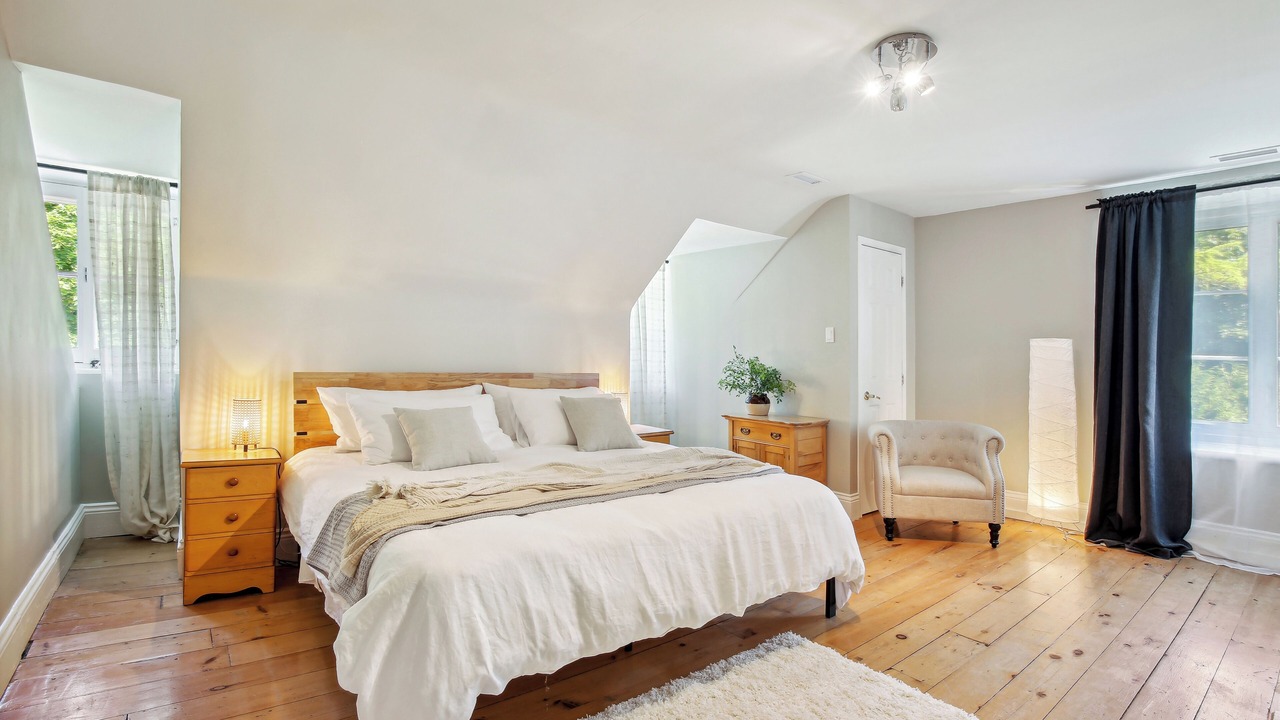Photo of Bedroom in Chateau-Richer