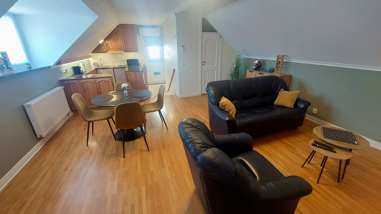 Photo of Livingroom in Buk