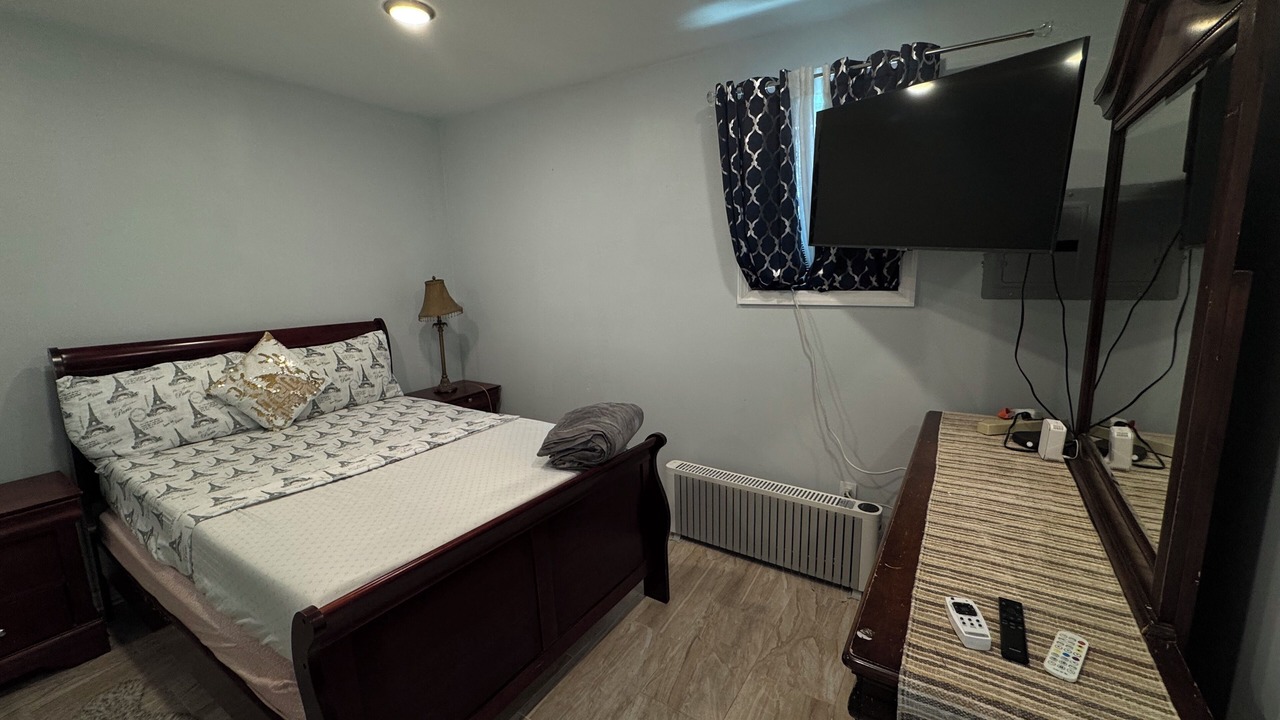 Photo of Bedroom in North Bergen