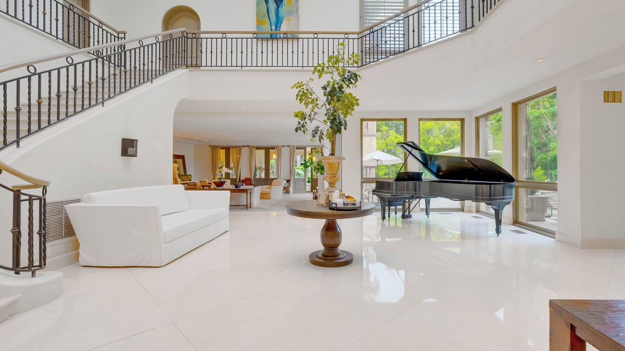 Photo of Others in Holmby Hills