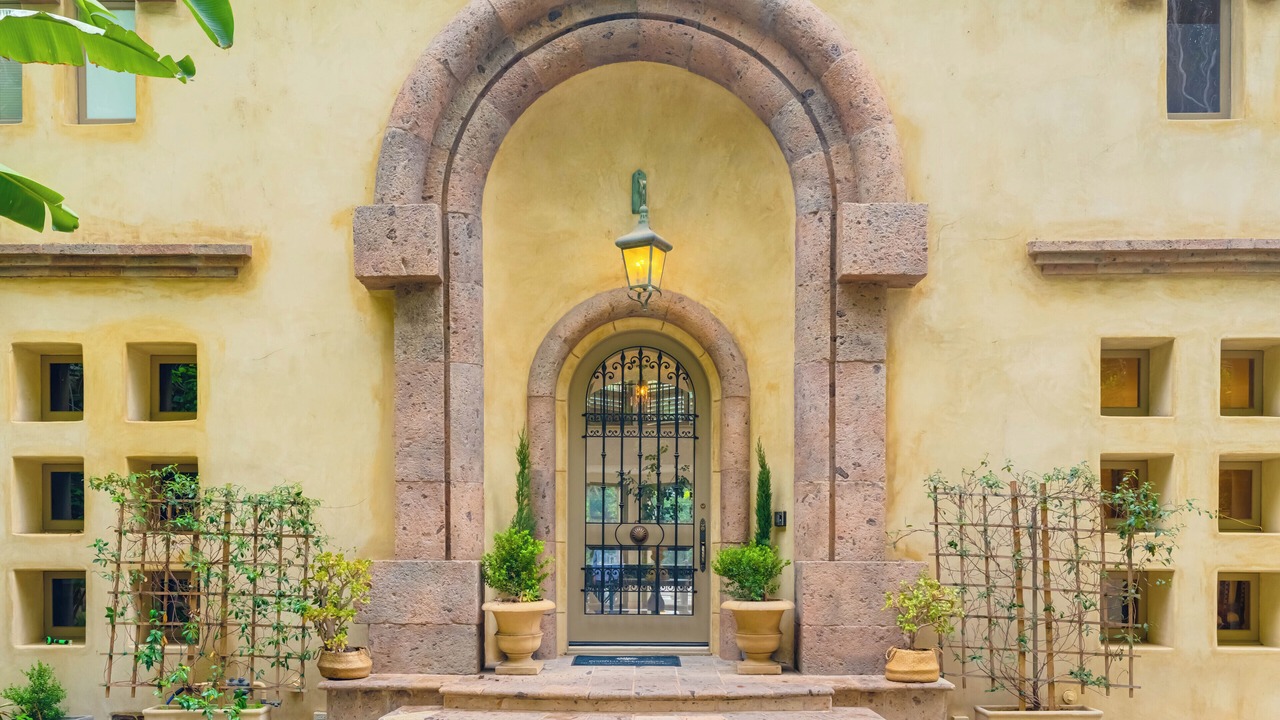 Photo of Outdoor in Holmby Hills