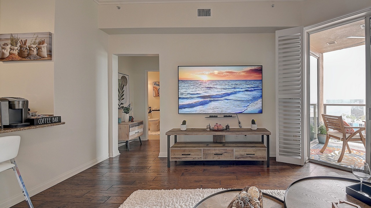 Photo of Livingroom in Downtown Long Beach