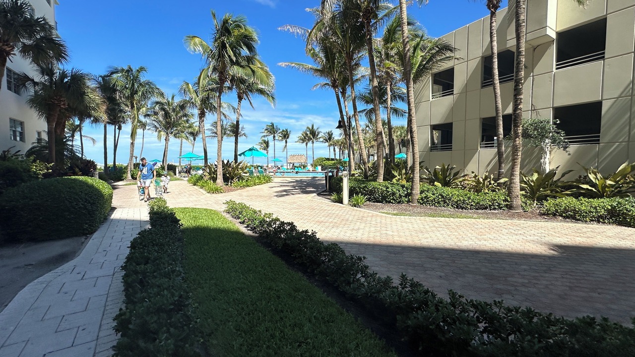 Photo of Outdoor in Hollywood South Central Beach