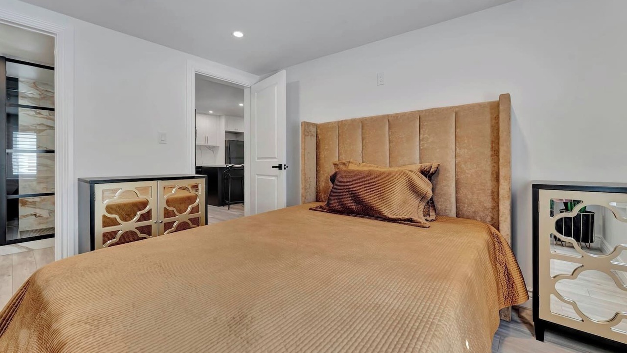 Photo of Bedroom in Port Dover