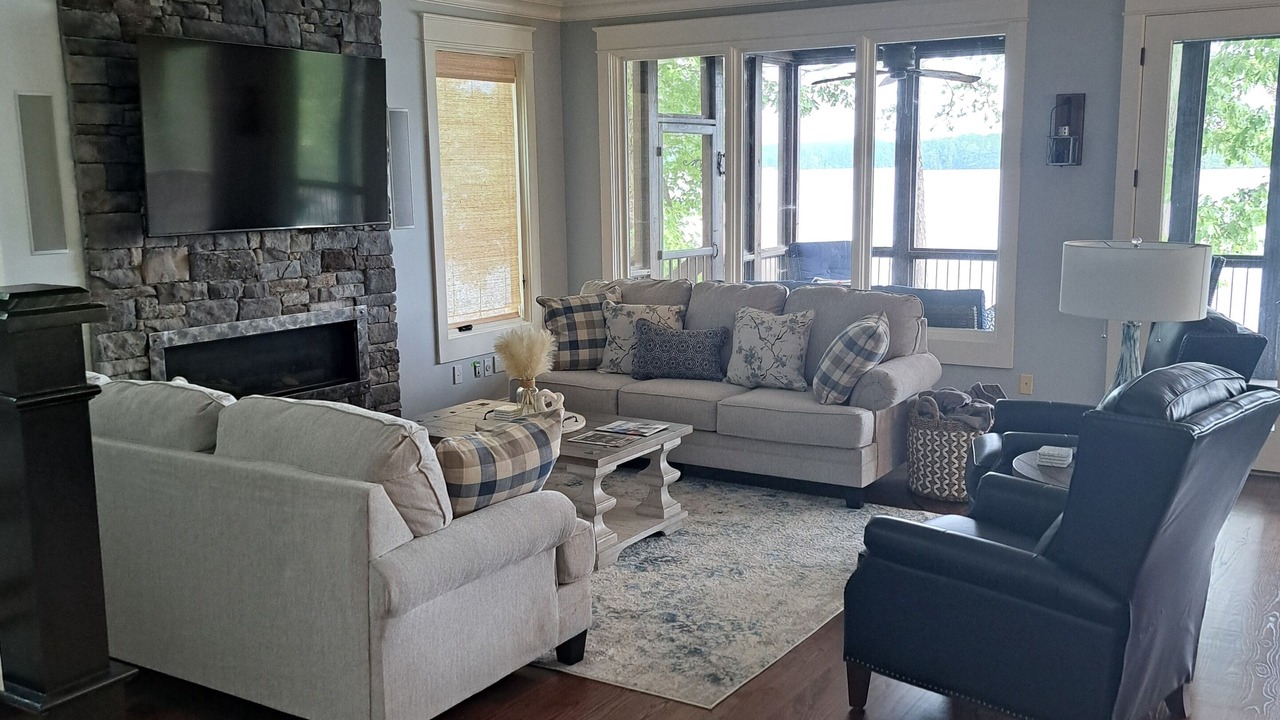 Photo of Livingroom in Wedowee