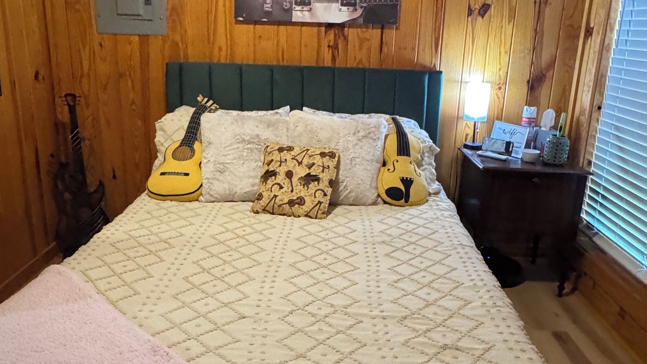 Photo of Bedroom in Brewton
