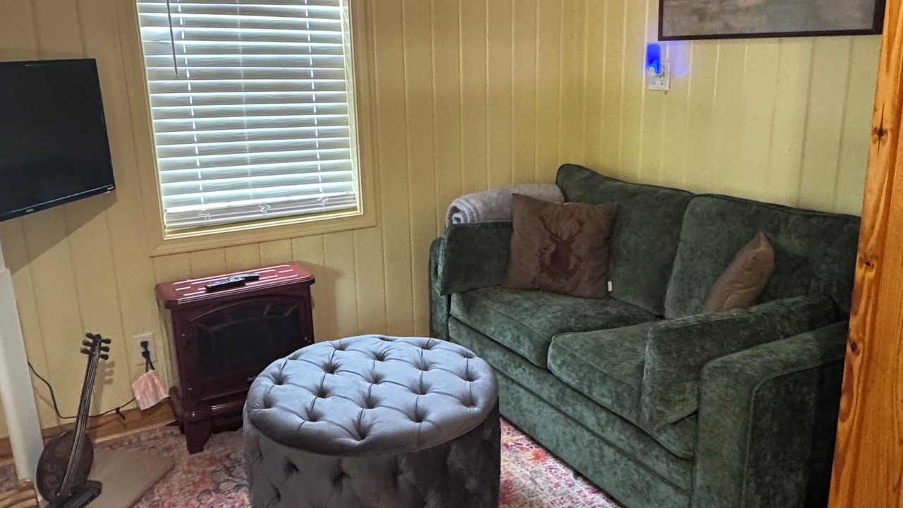 Photo of Livingroom in Brewton