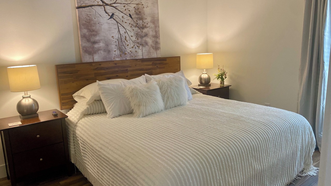 Photo of Bedroom in Lee County