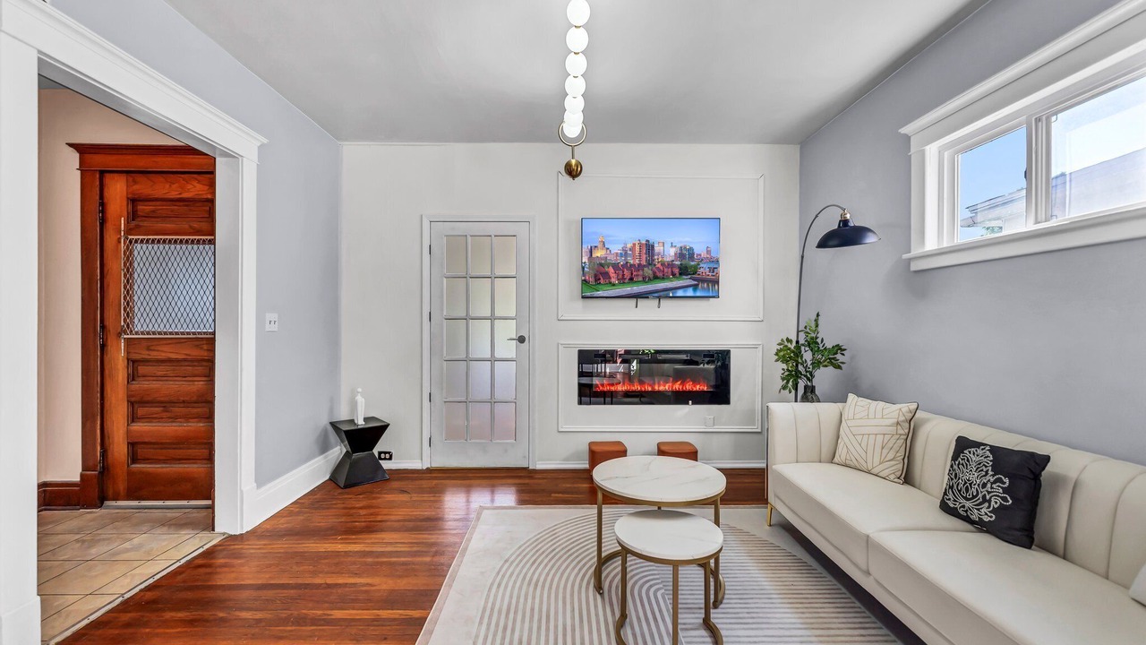 Photo of Livingroom in Athol Springs
