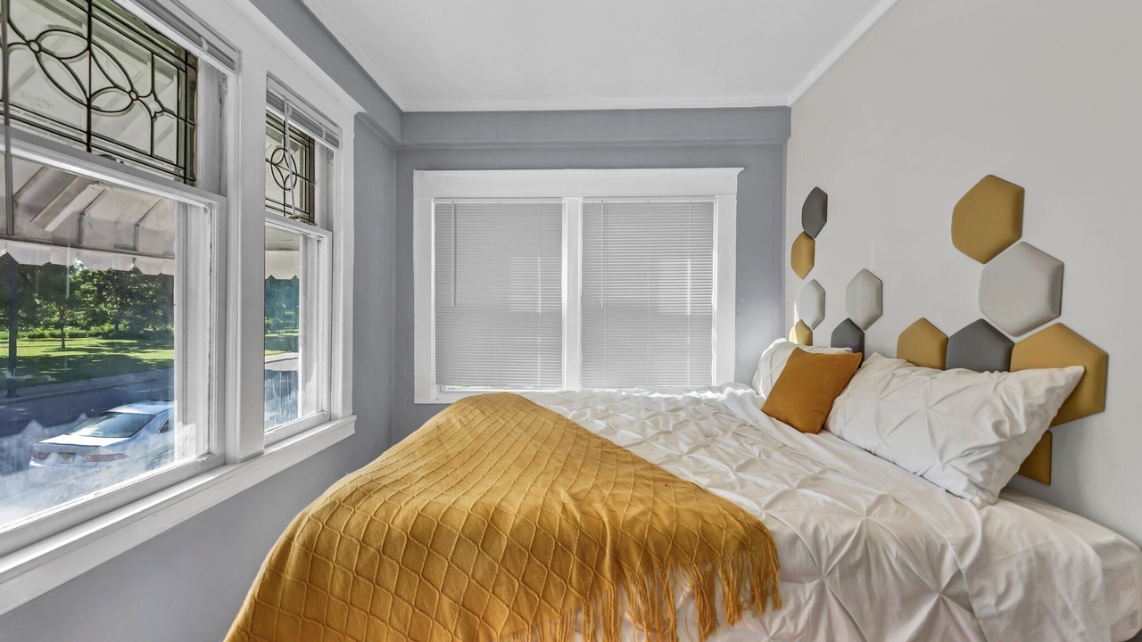 Photo of Bedroom in Buffalo