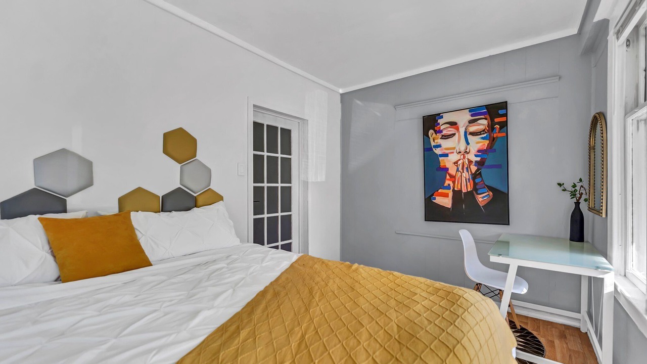 Photo of Bedroom in Buffalo