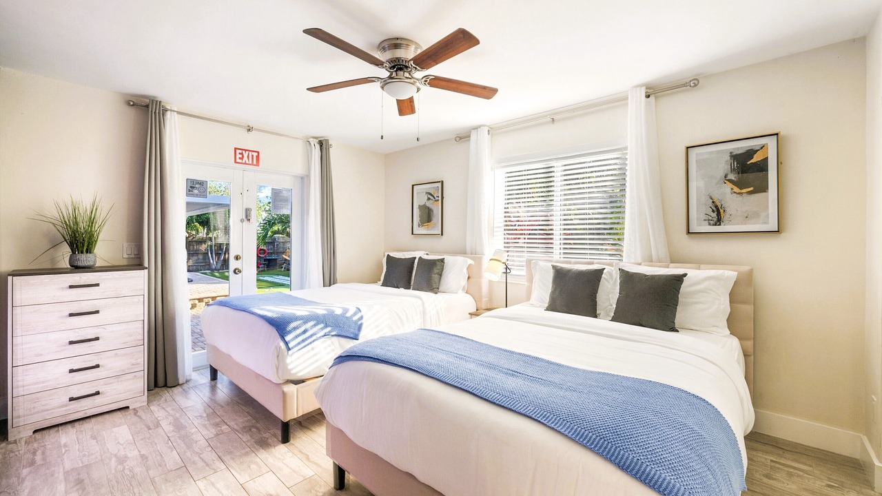 Photo of Bedroom in South Lake
