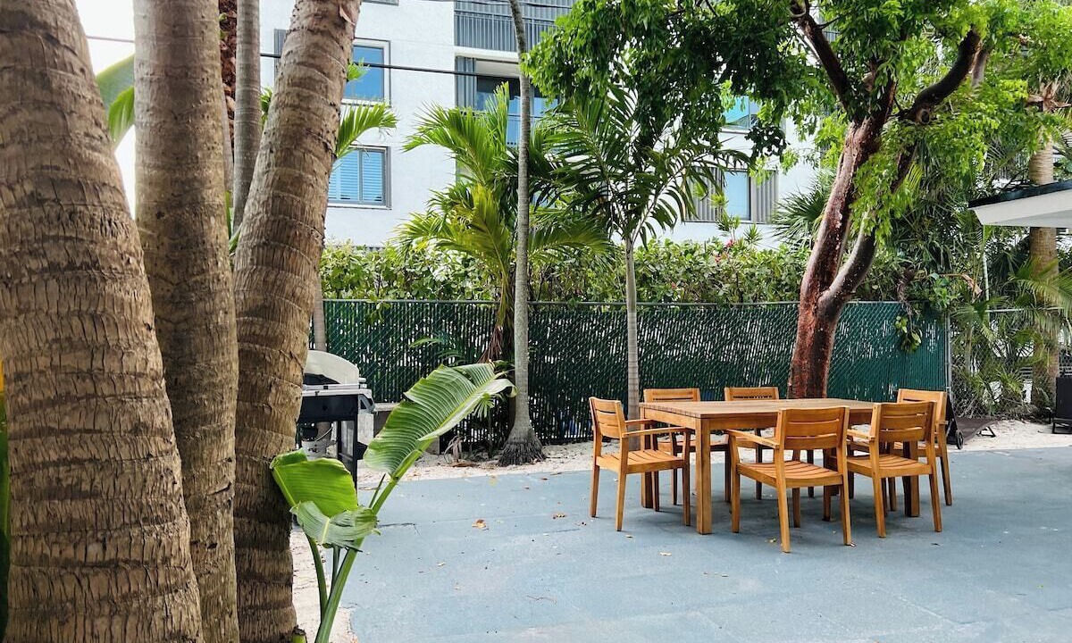 Photo of Outdoor in Lauderdale Beach
