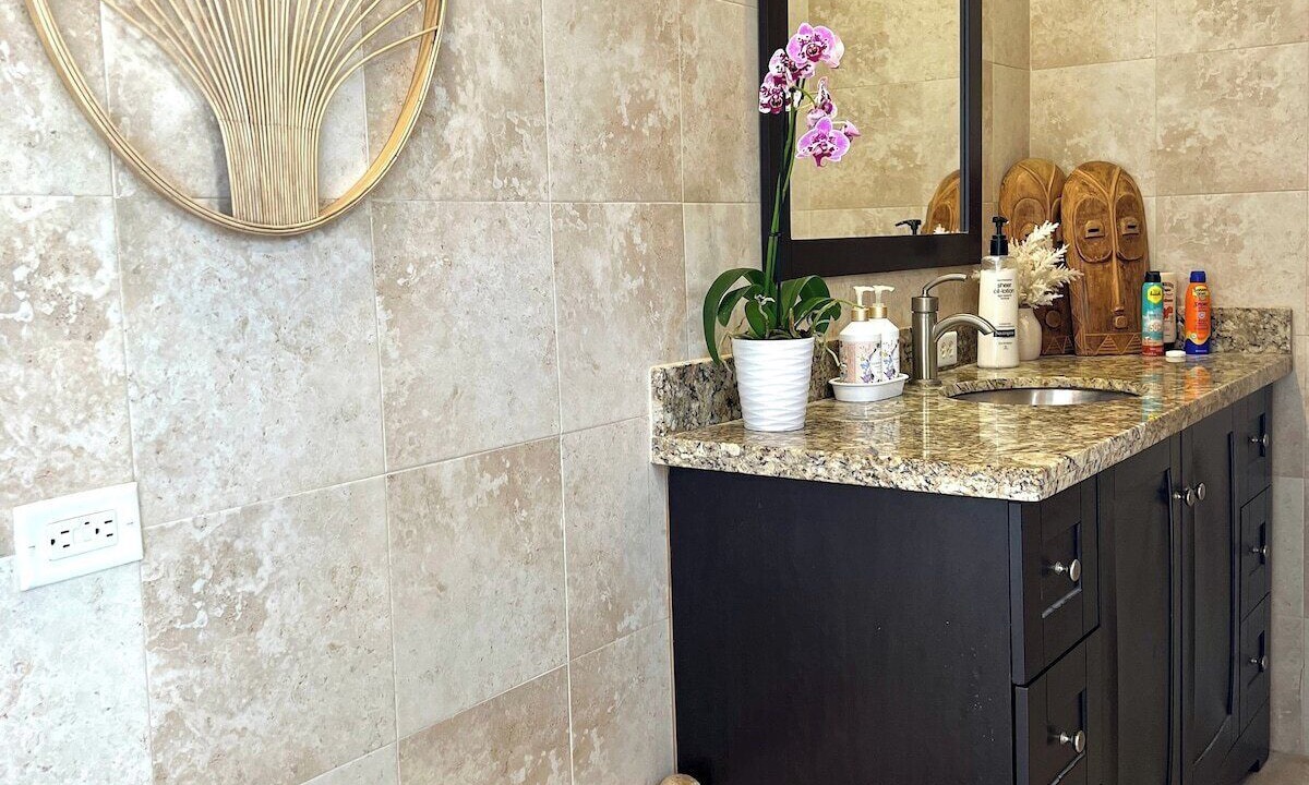 Photo of Bathroom in Lauderdale Beach