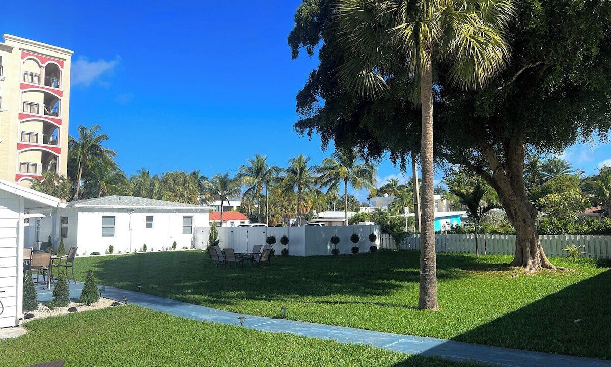 Photo of Outdoor in Lauderdale Beach