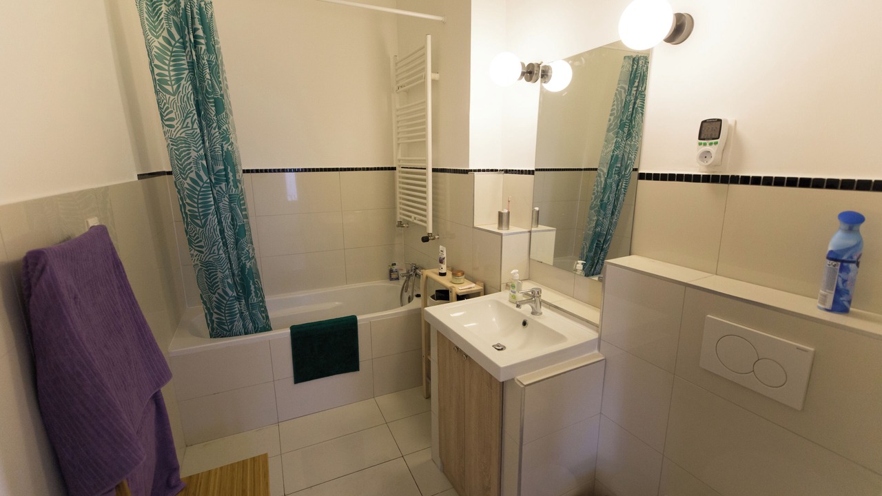 Photo of Bathroom in Palace District