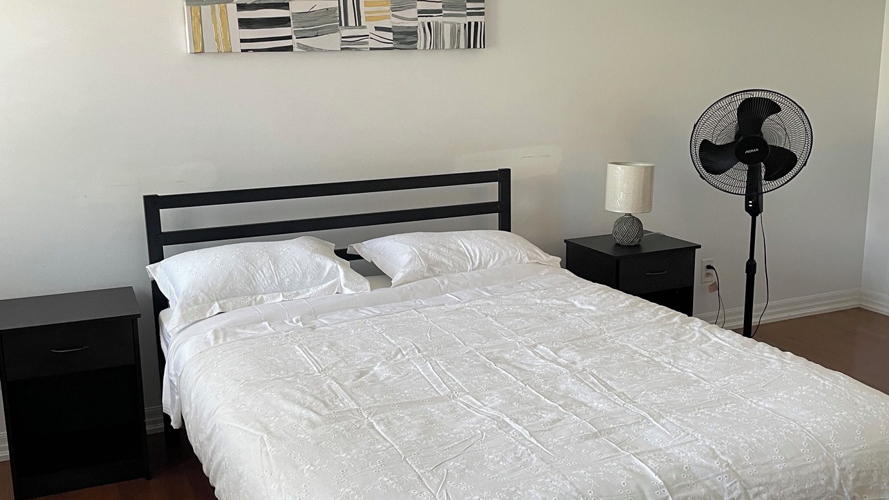 Photo of Bedroom in Halton Regional Municipality