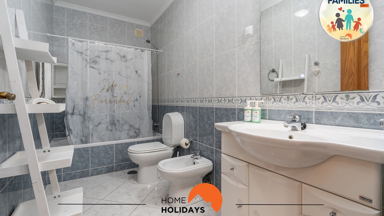 Photo of Bathroom in Montechoro