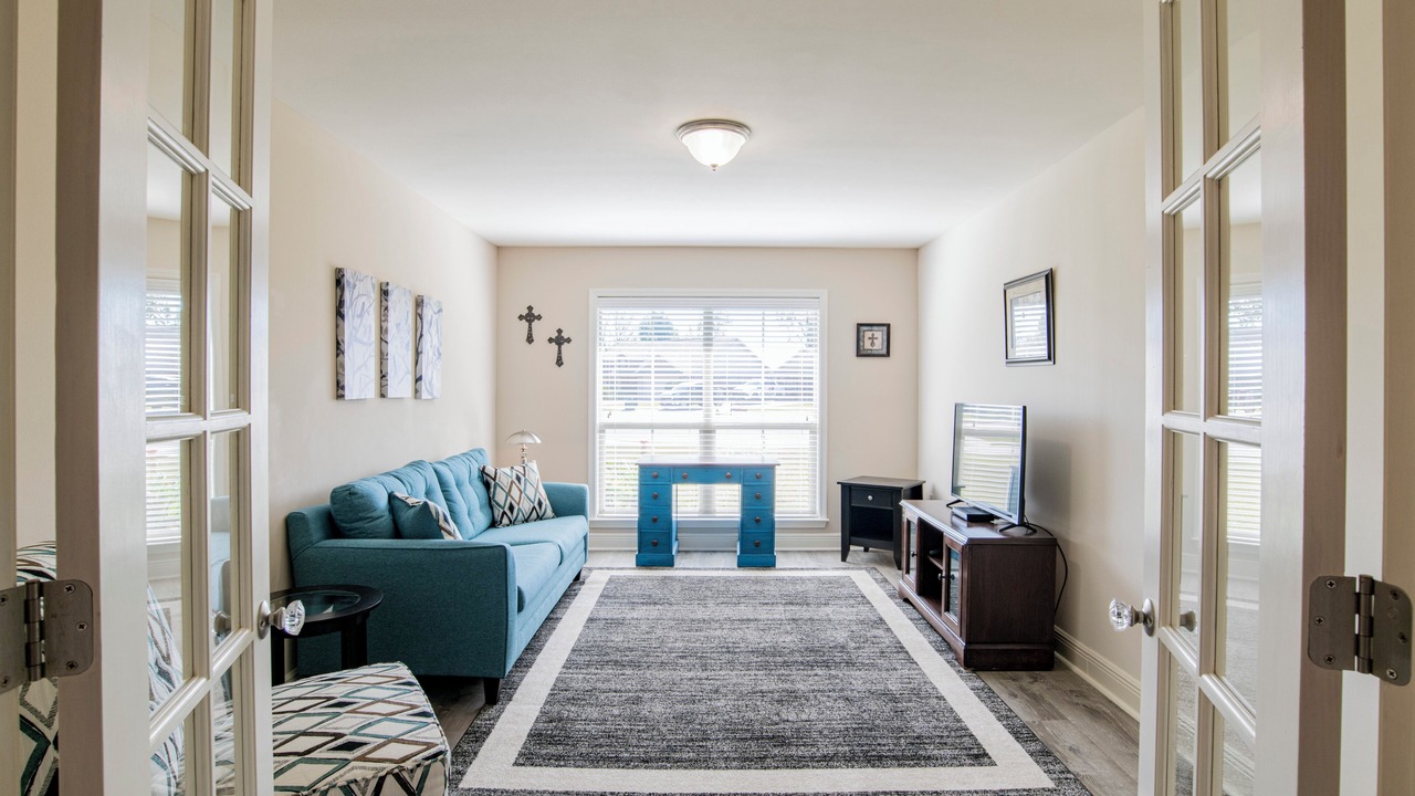 Photo of Bedroom in Foley