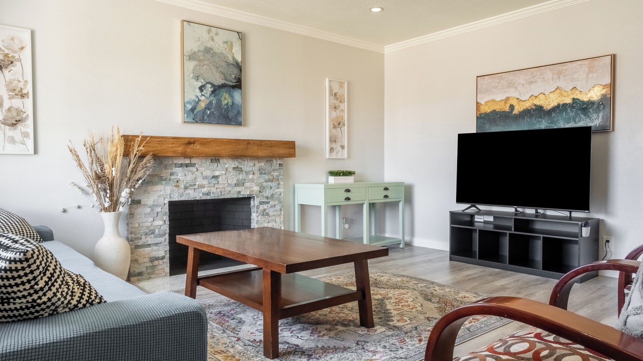 Photo of Livingroom in Branham - Jarvis