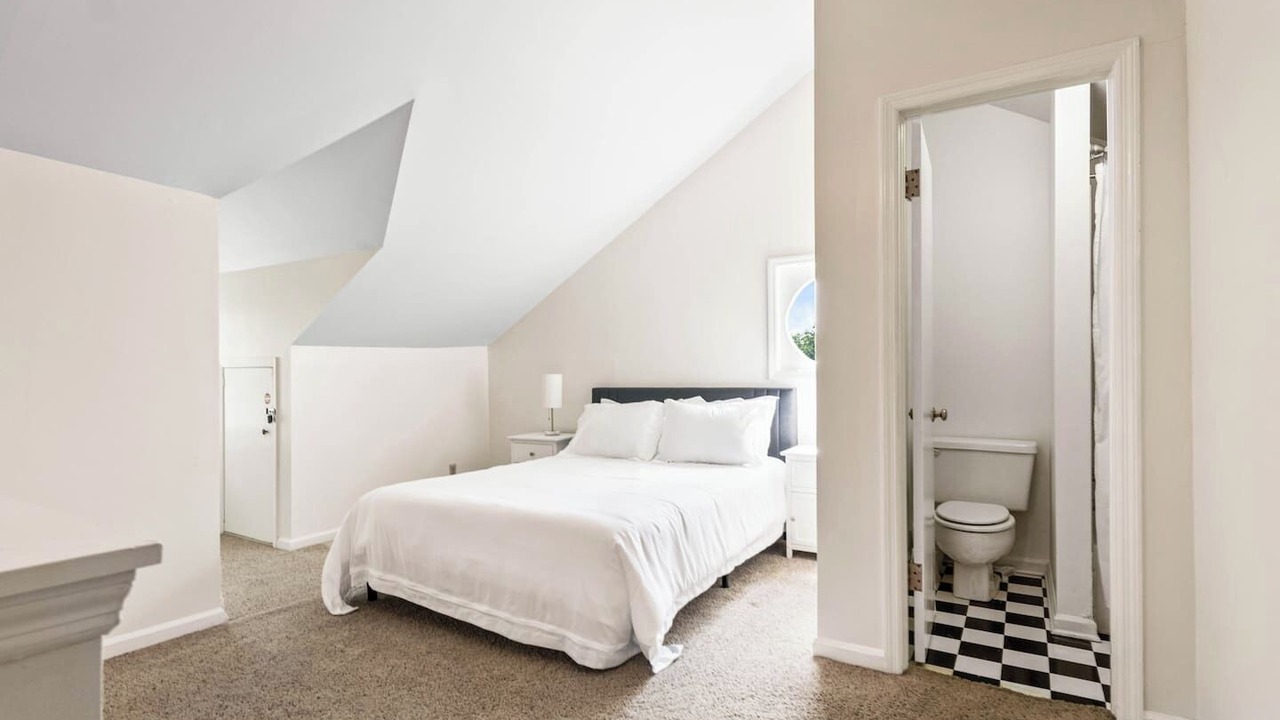 Photo of Bedroom in Montgomery
